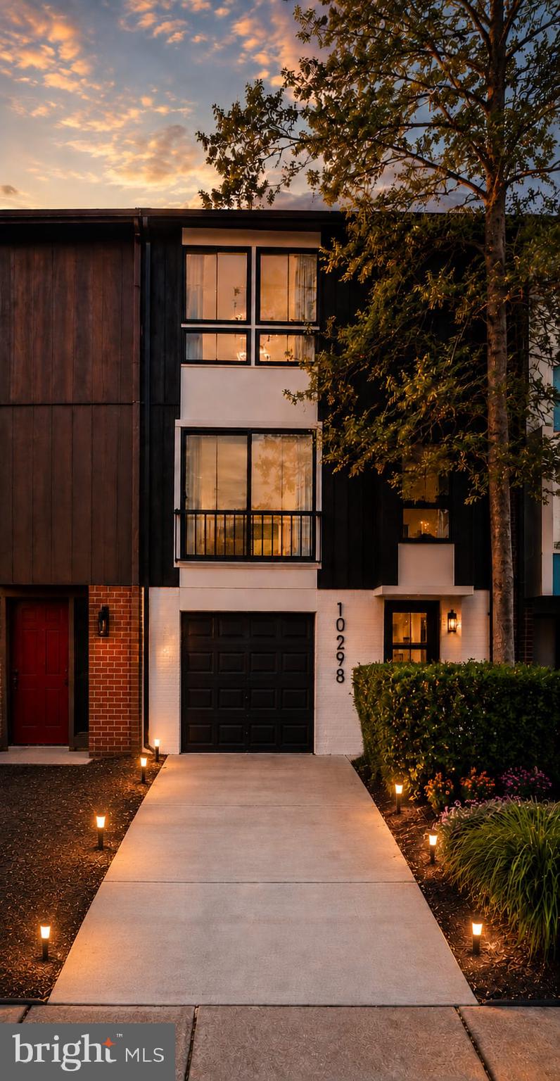VILLAGE OF WILDE LAKE - Residential