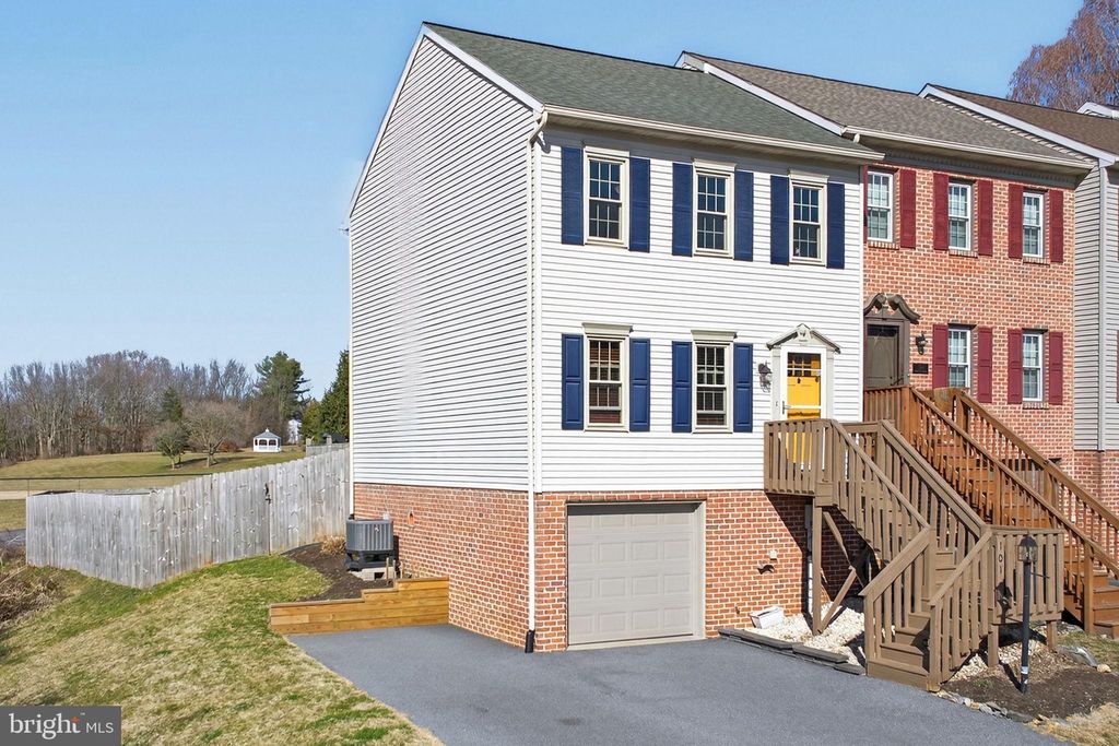 Photo of 101 Townhouse Lane, LANCASTER, PA 17603 (MLS # PALA2084062)