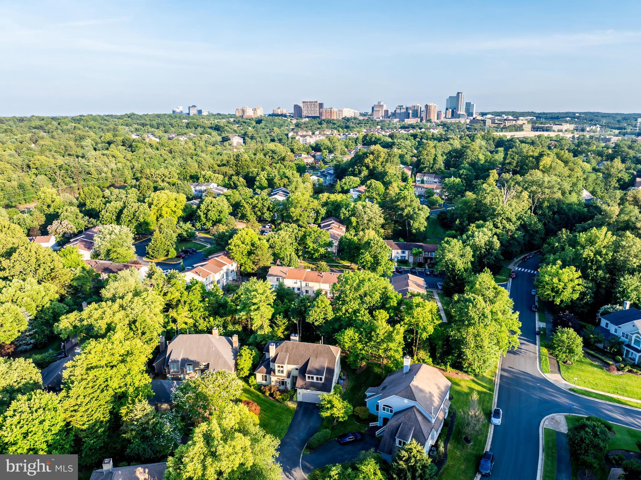 RESTON - Residential