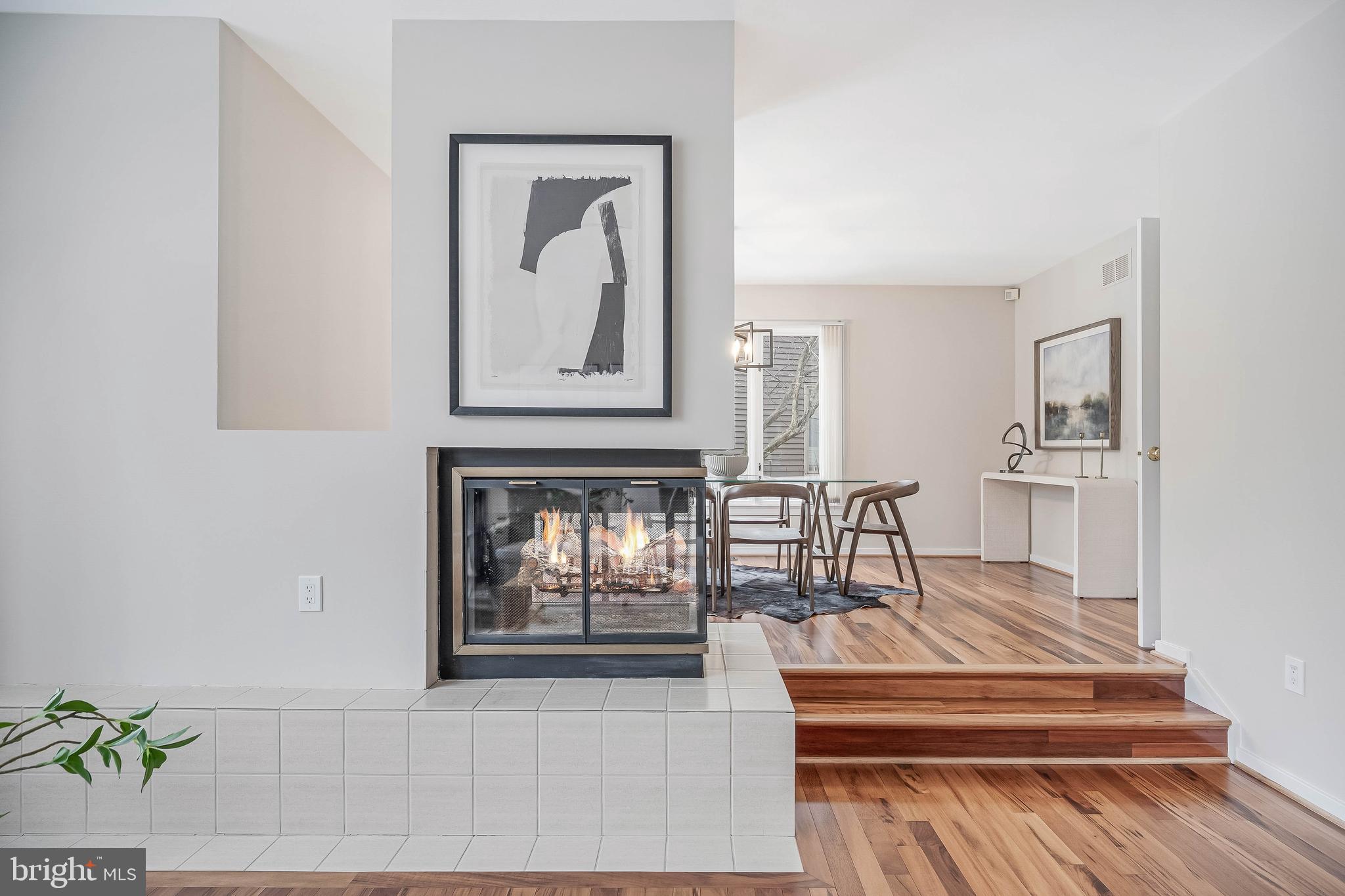 RESTON - Residential