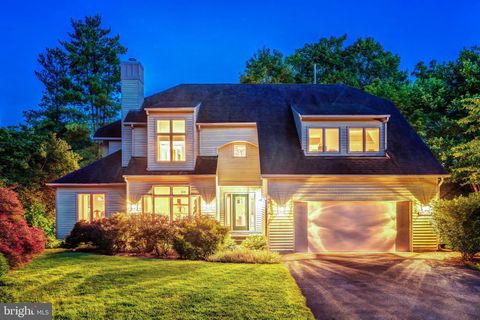 12021 WALNUT BRANCH ROAD RESTON VA 20194