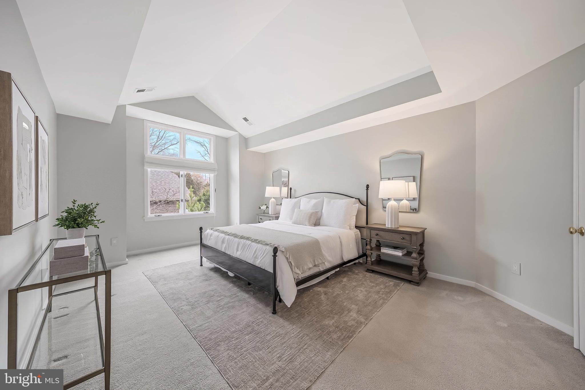 RESTON - Residential