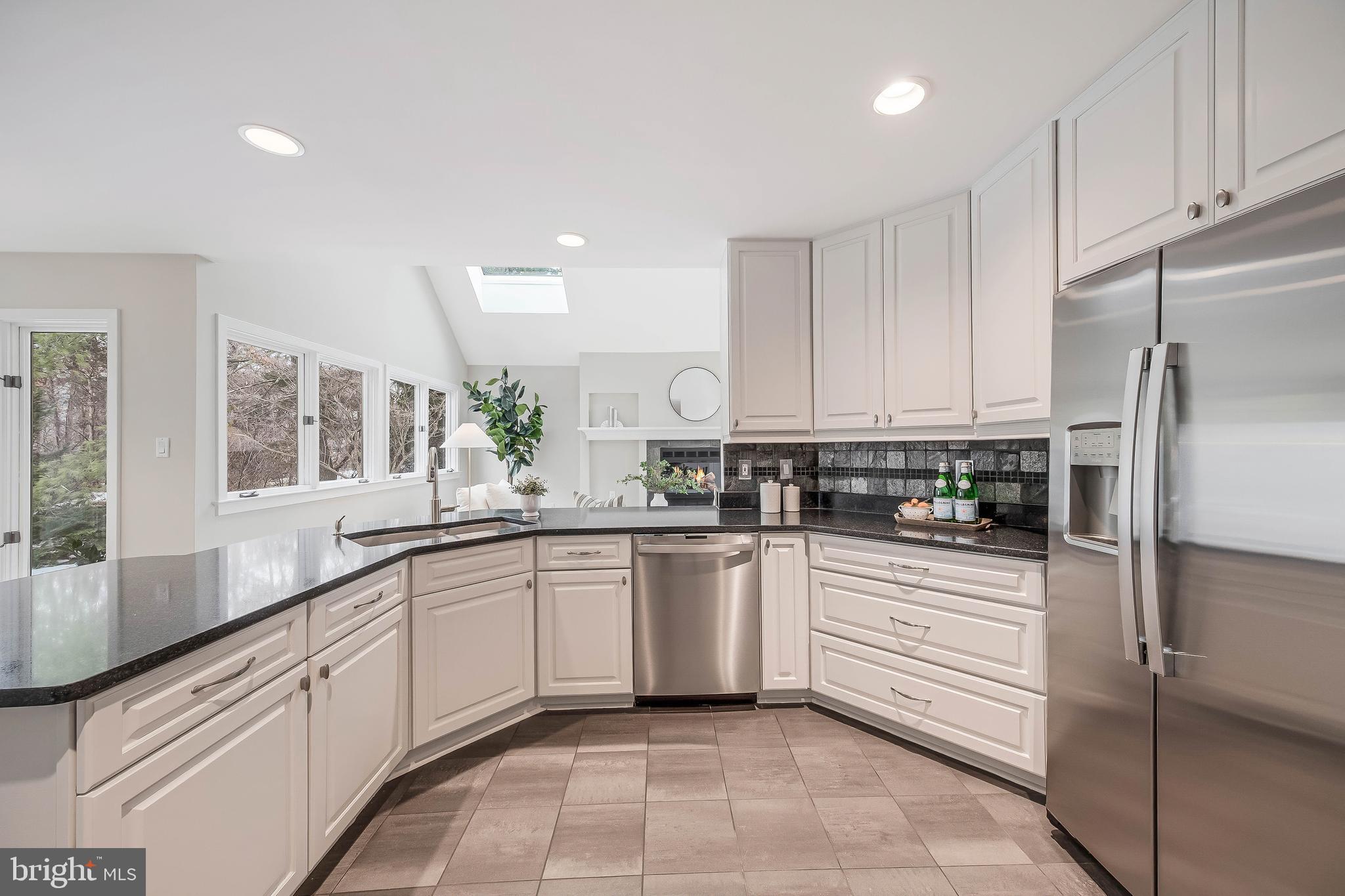 RESTON - Residential