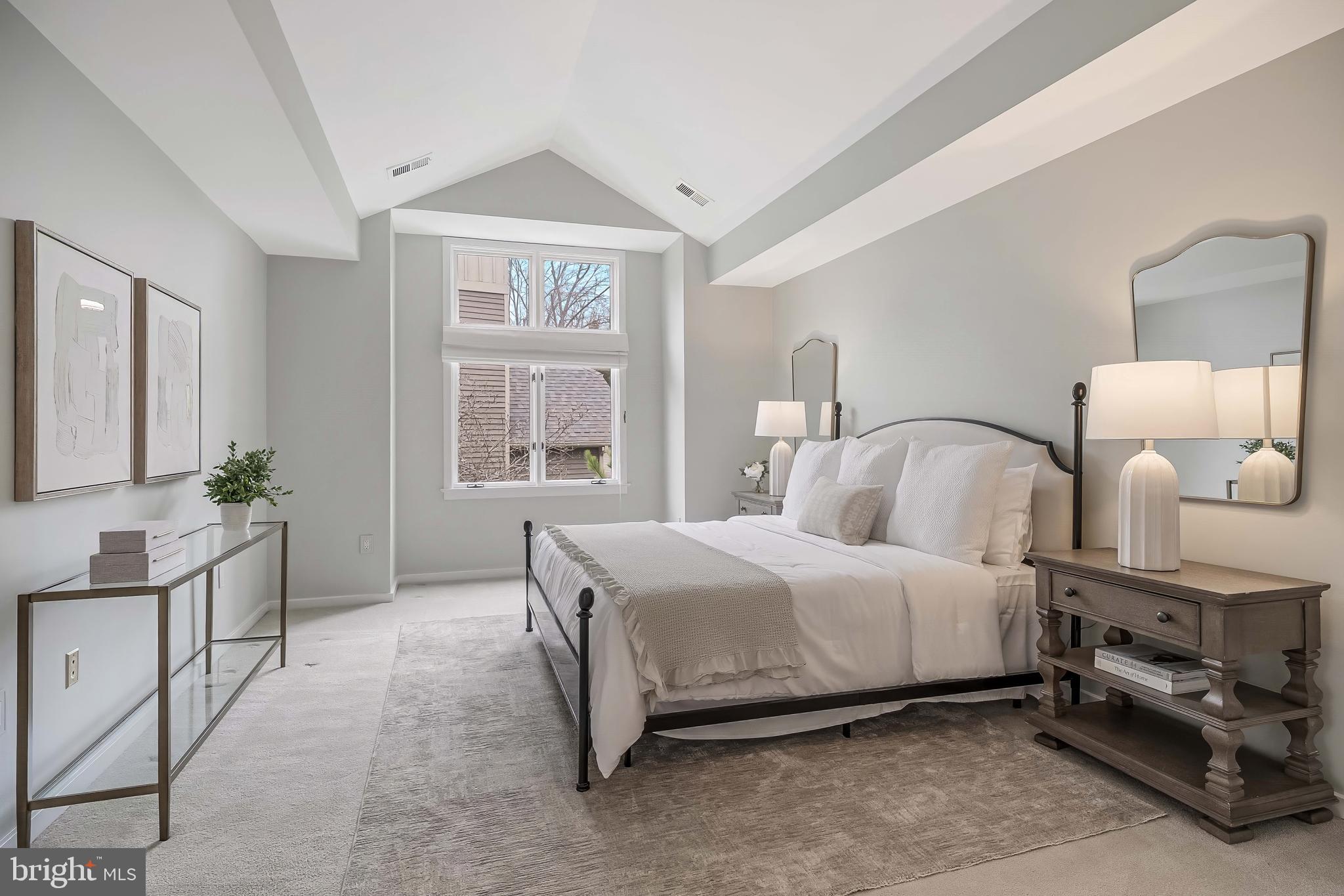 RESTON - Residential