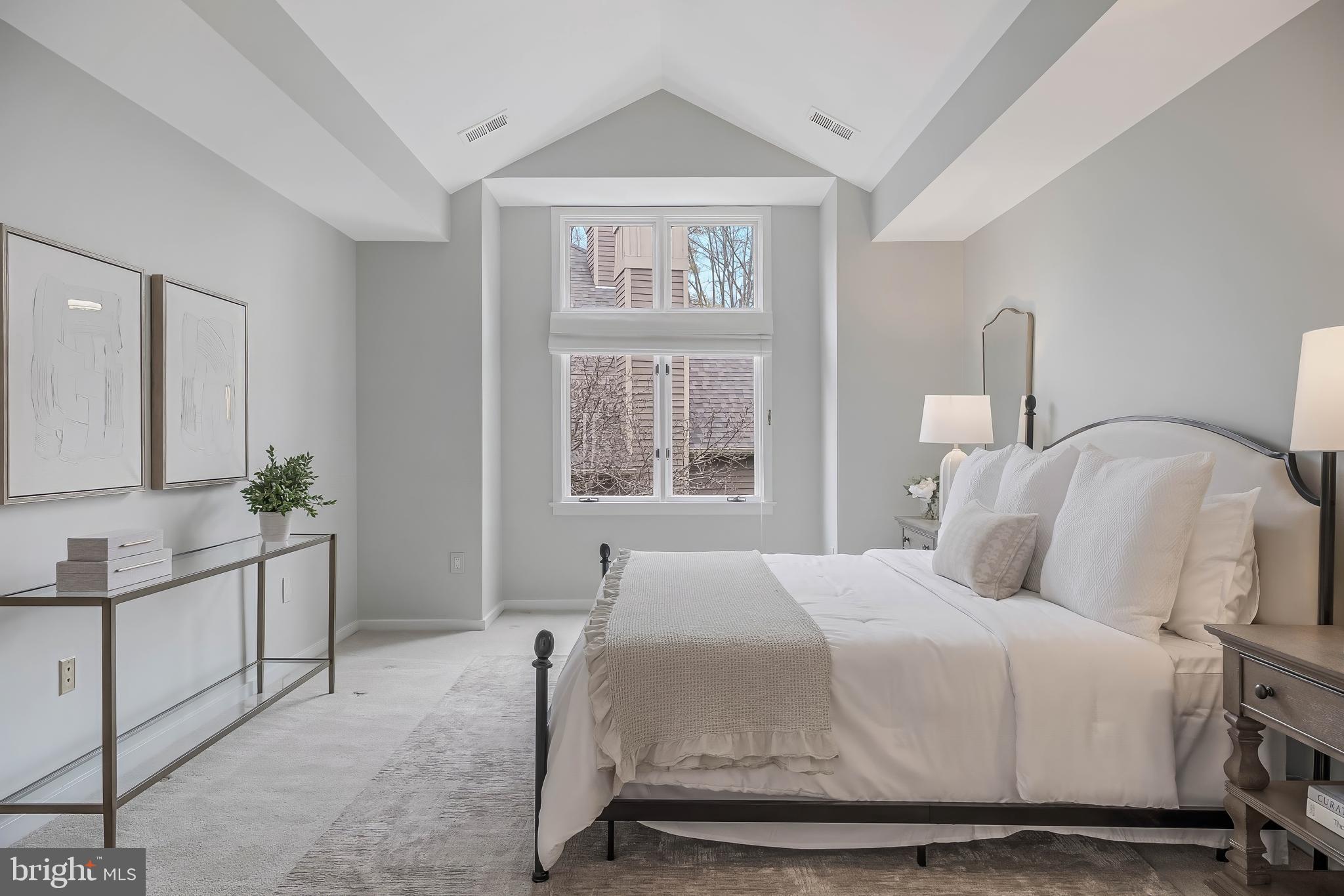 RESTON - Residential