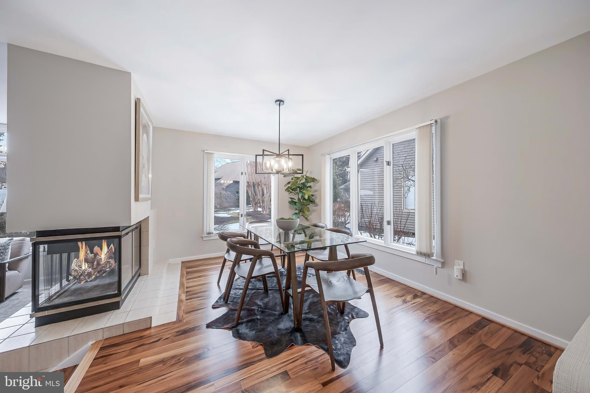 RESTON - Residential