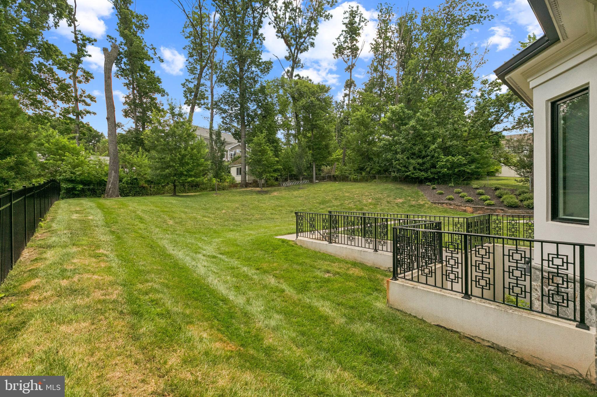 WESTBRIAR - Residential