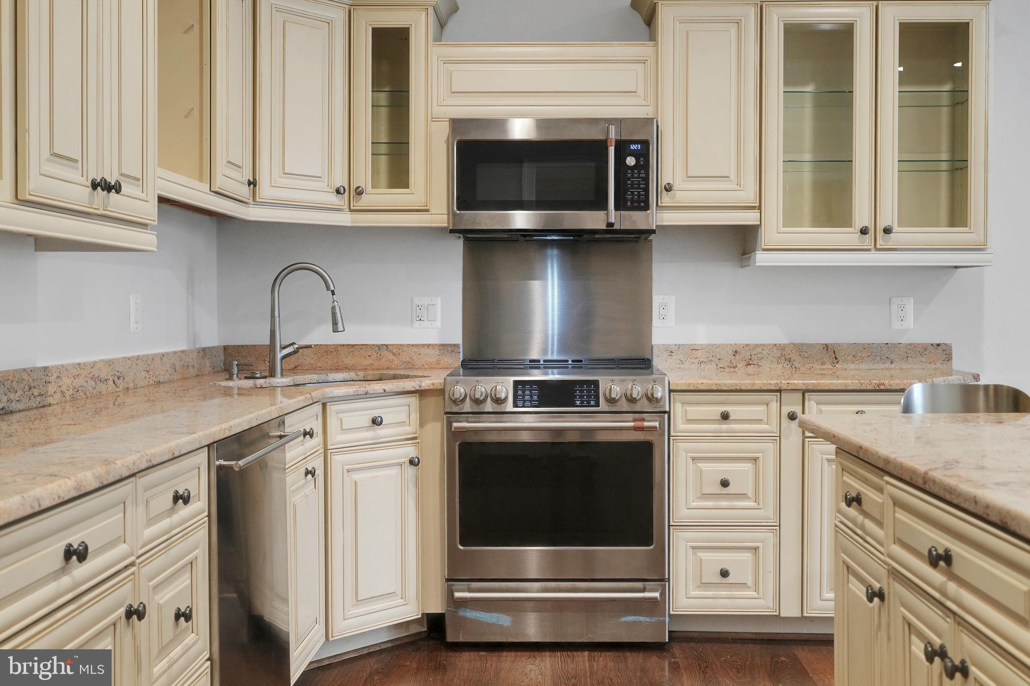 WESTBRIAR - Residential