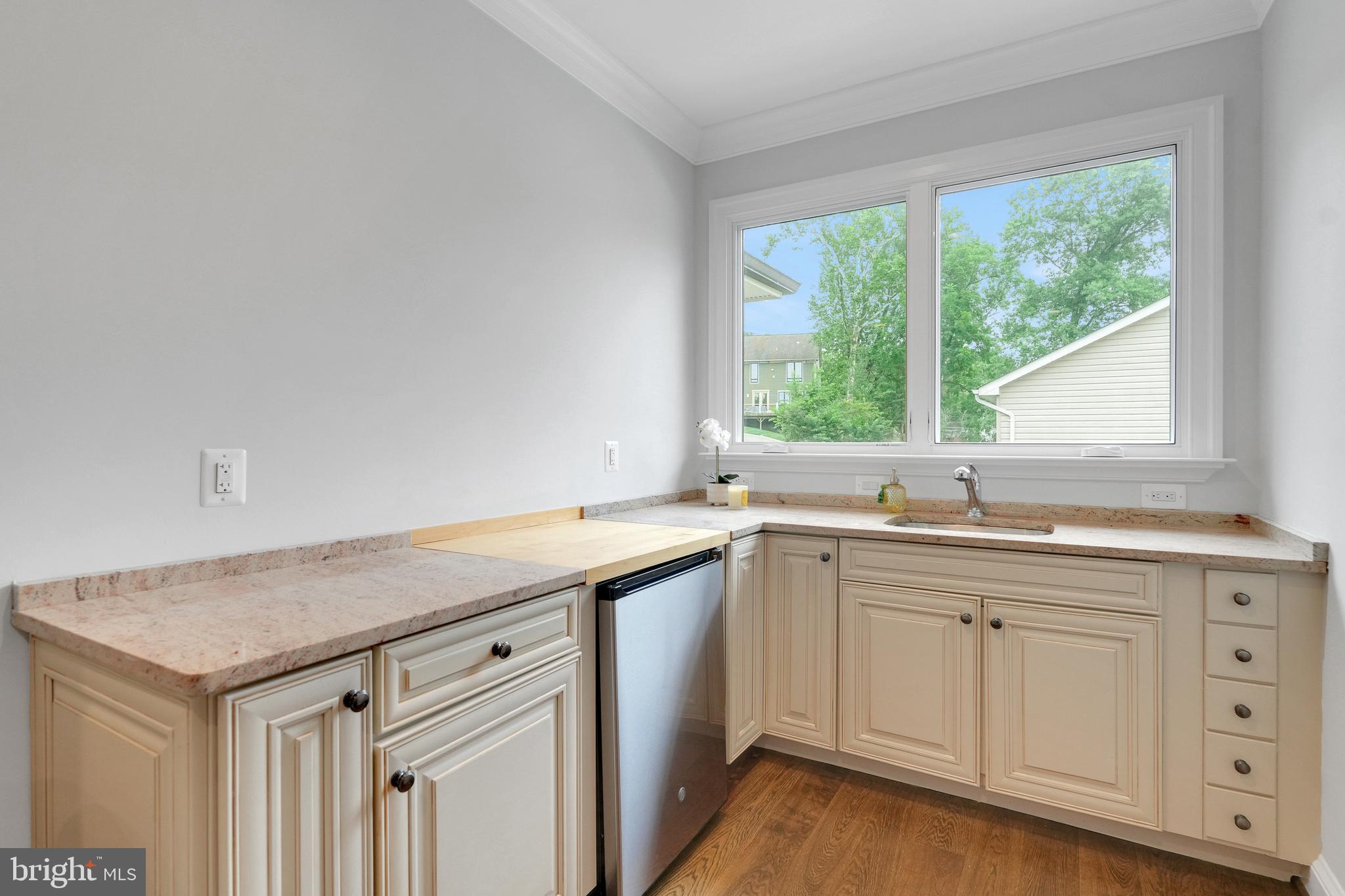 WESTBRIAR - Residential