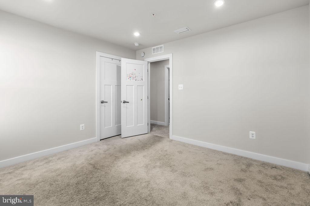 SHIPLEY HOMESTEAD - Residential Lease