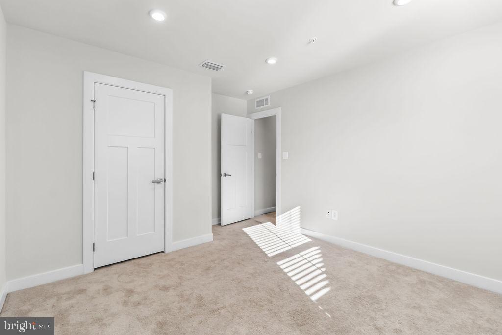 SHIPLEY HOMESTEAD - Residential Lease