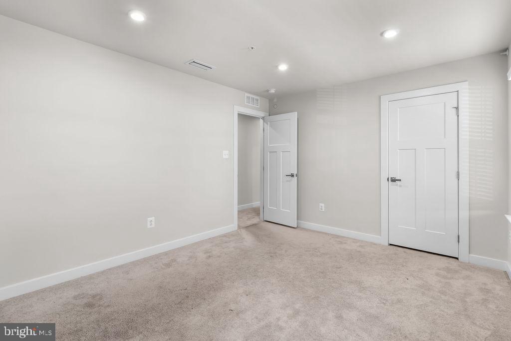 SHIPLEY HOMESTEAD - Residential Lease