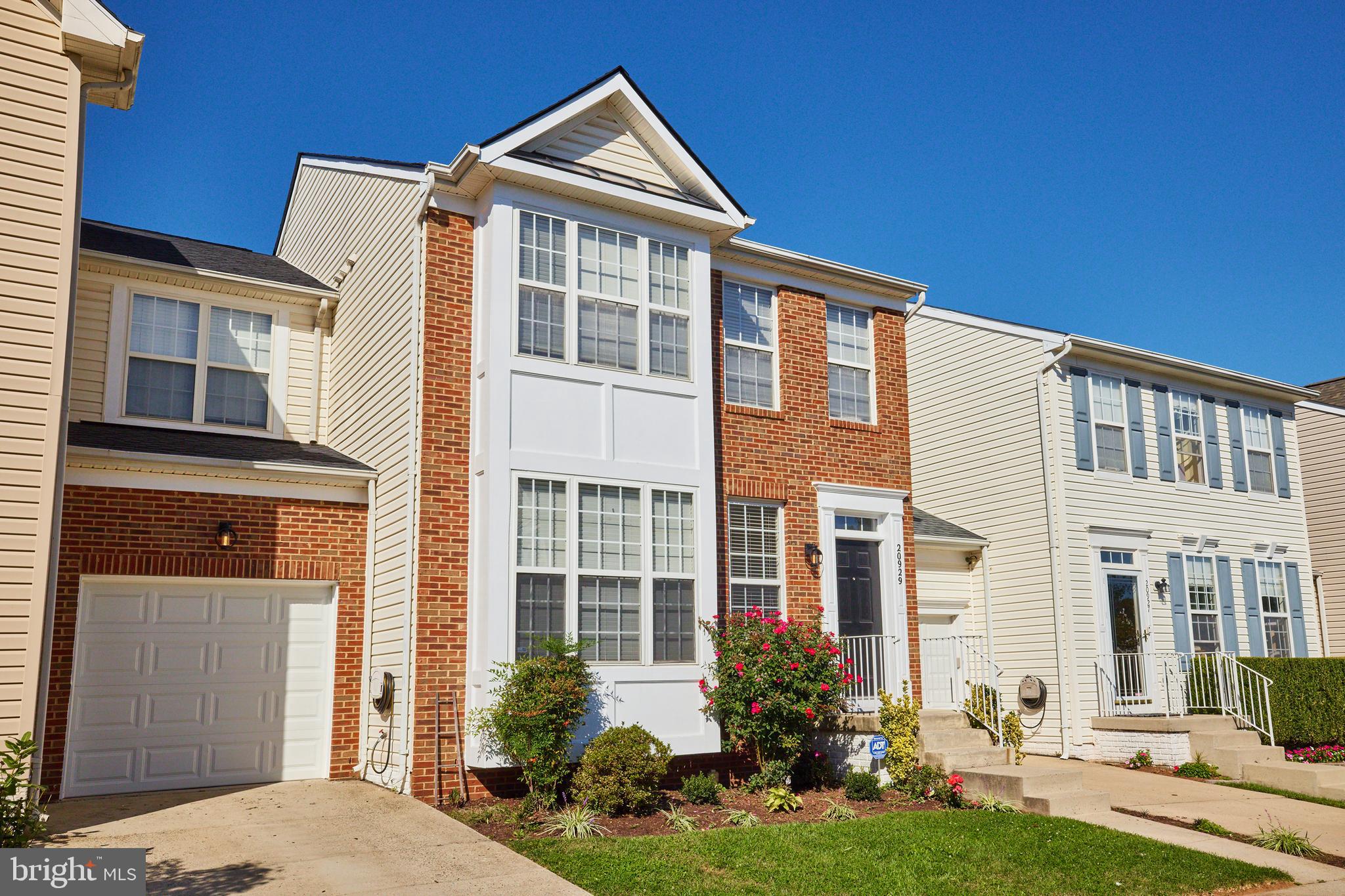 ASHBURN VILLAGE - Residential Lease