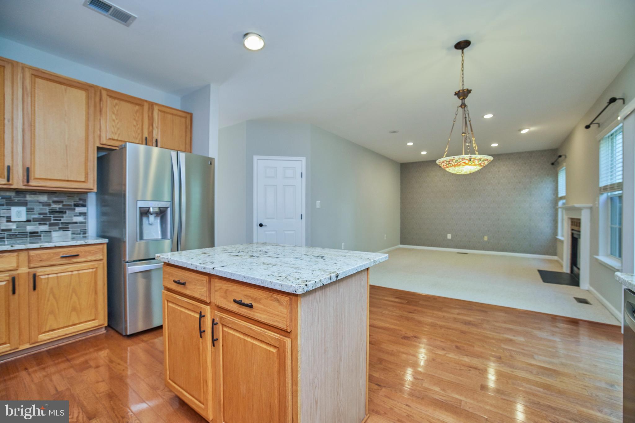 ASHBURN VILLAGE - Residential Lease