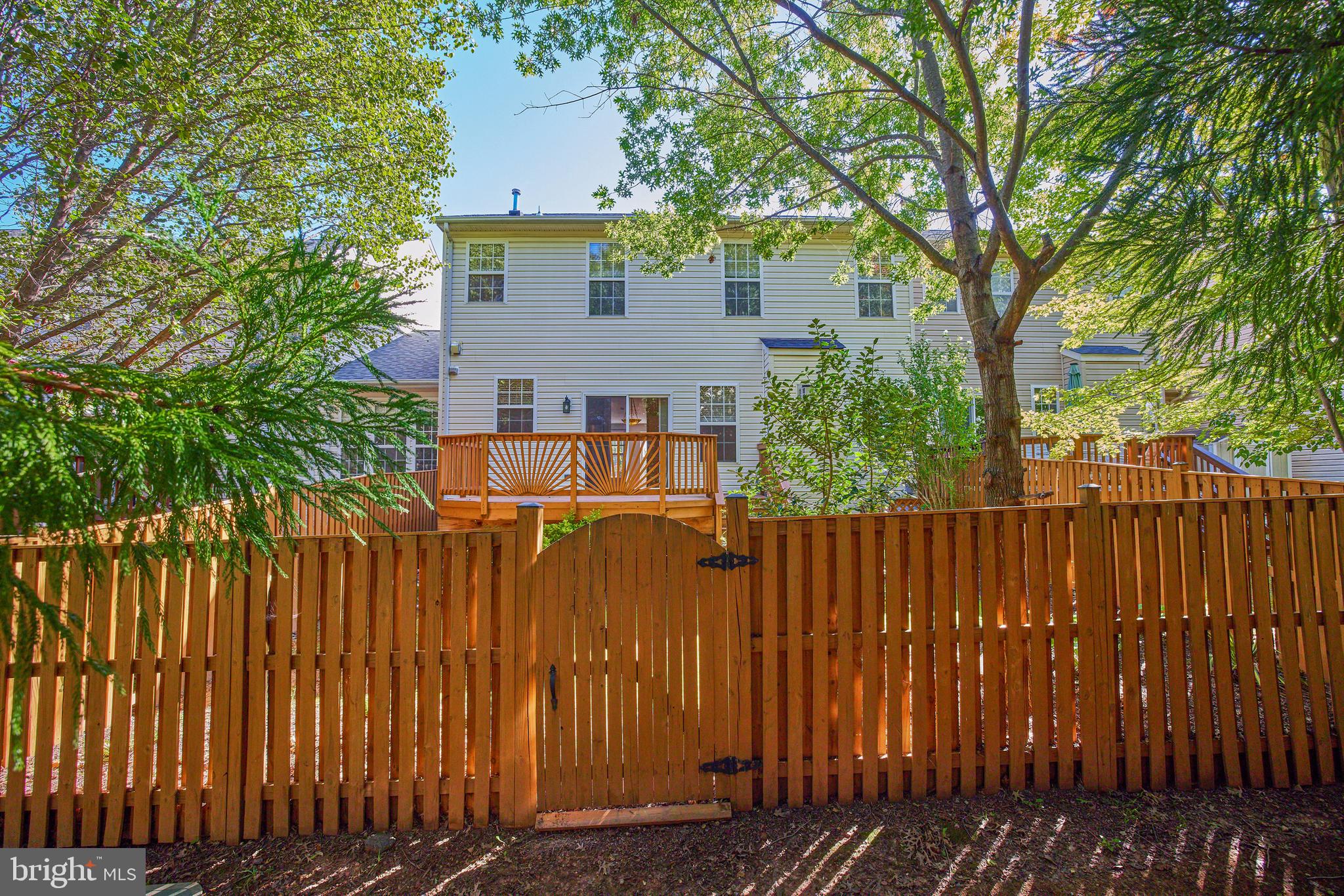 ASHBURN VILLAGE - Residential Lease