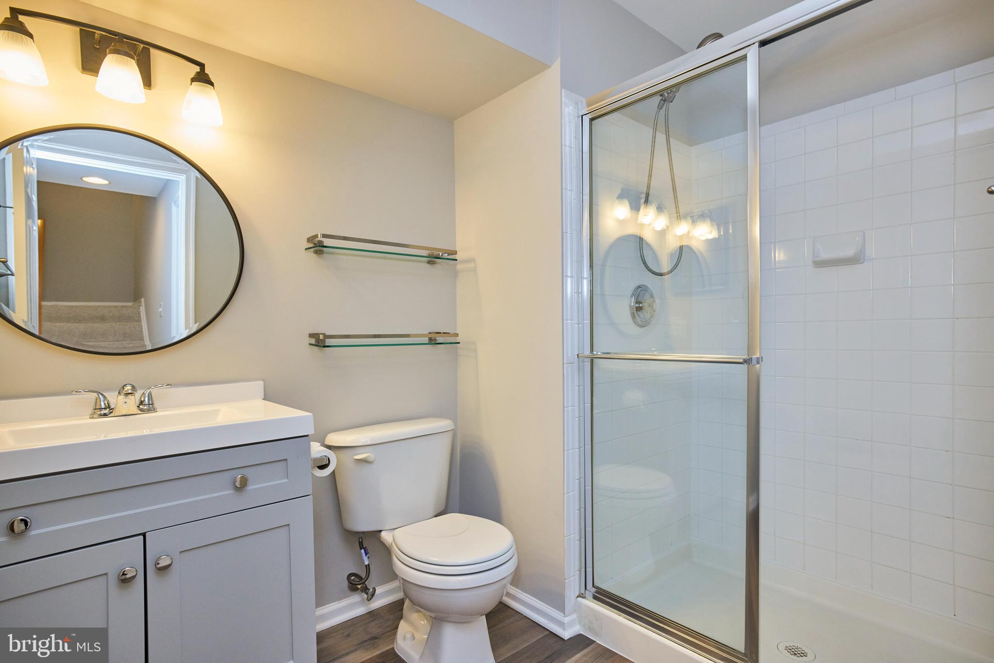 ASHBURN VILLAGE - Residential Lease