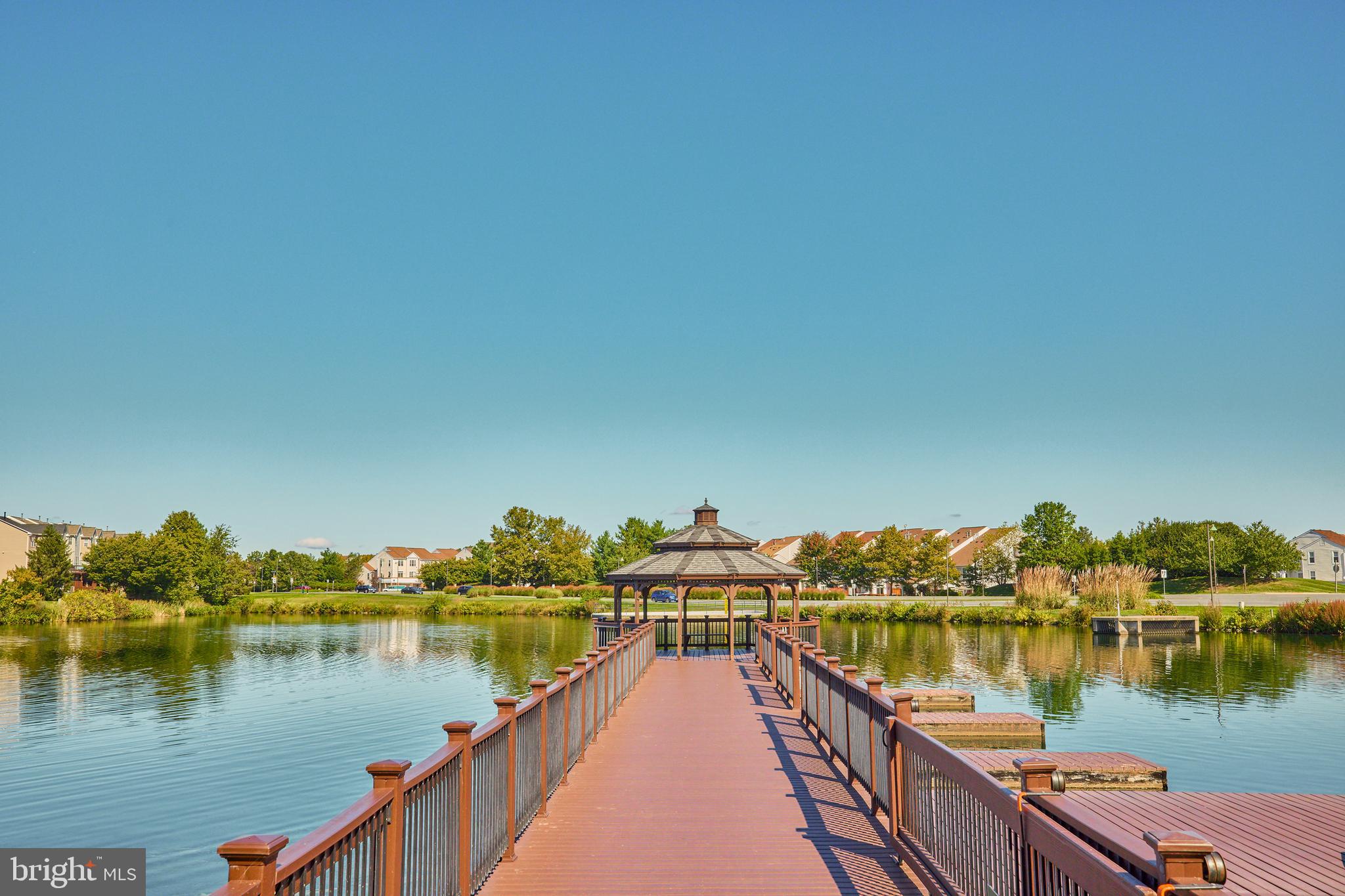 ASHBURN VILLAGE - Residential Lease