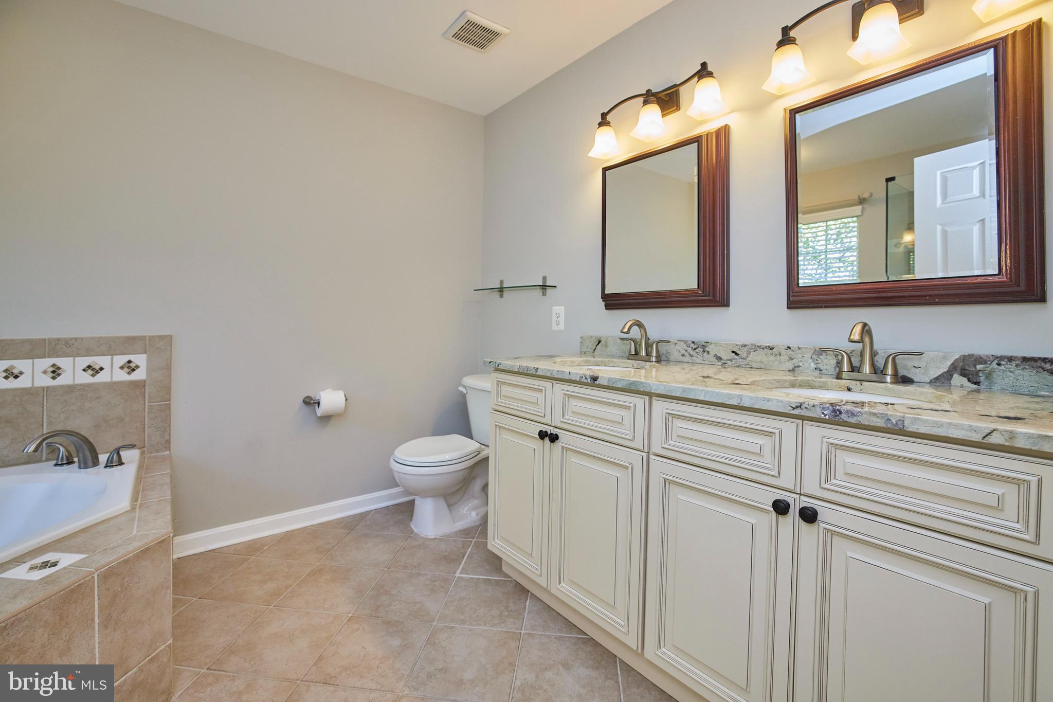 ASHBURN VILLAGE - Residential Lease