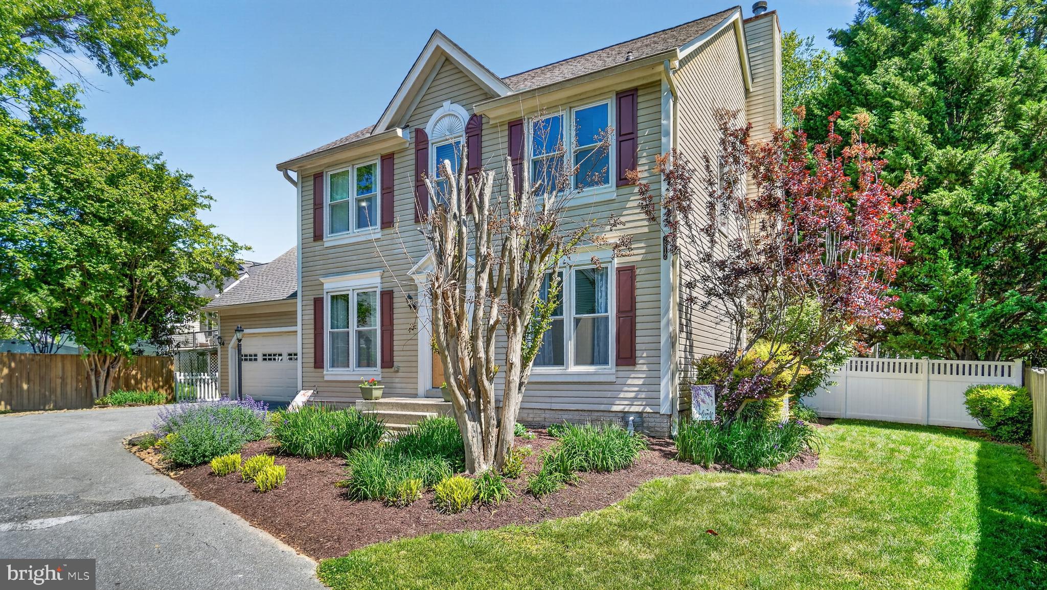 2812 BRITE COURT