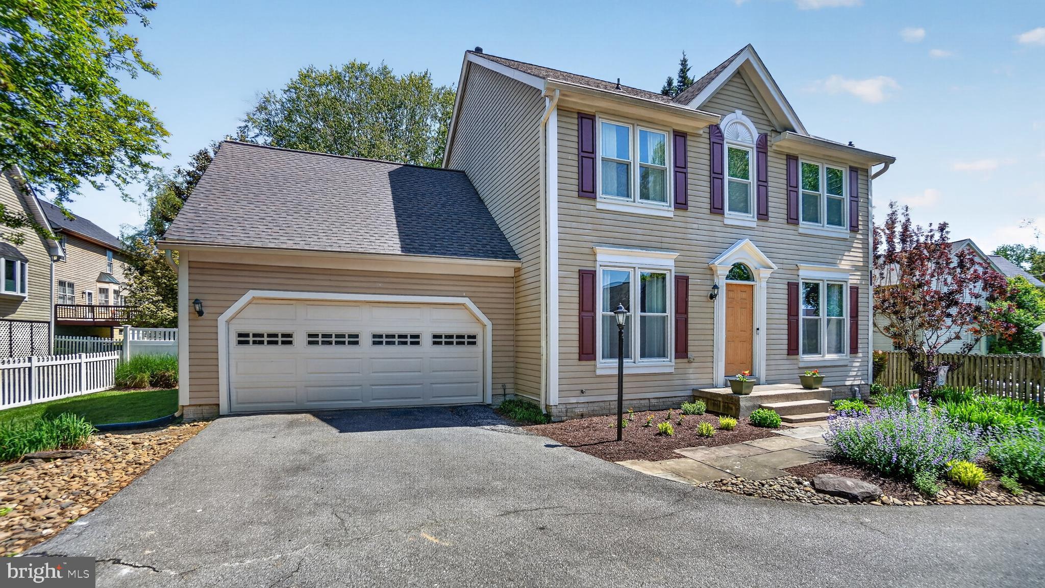 2812 BRITE COURT