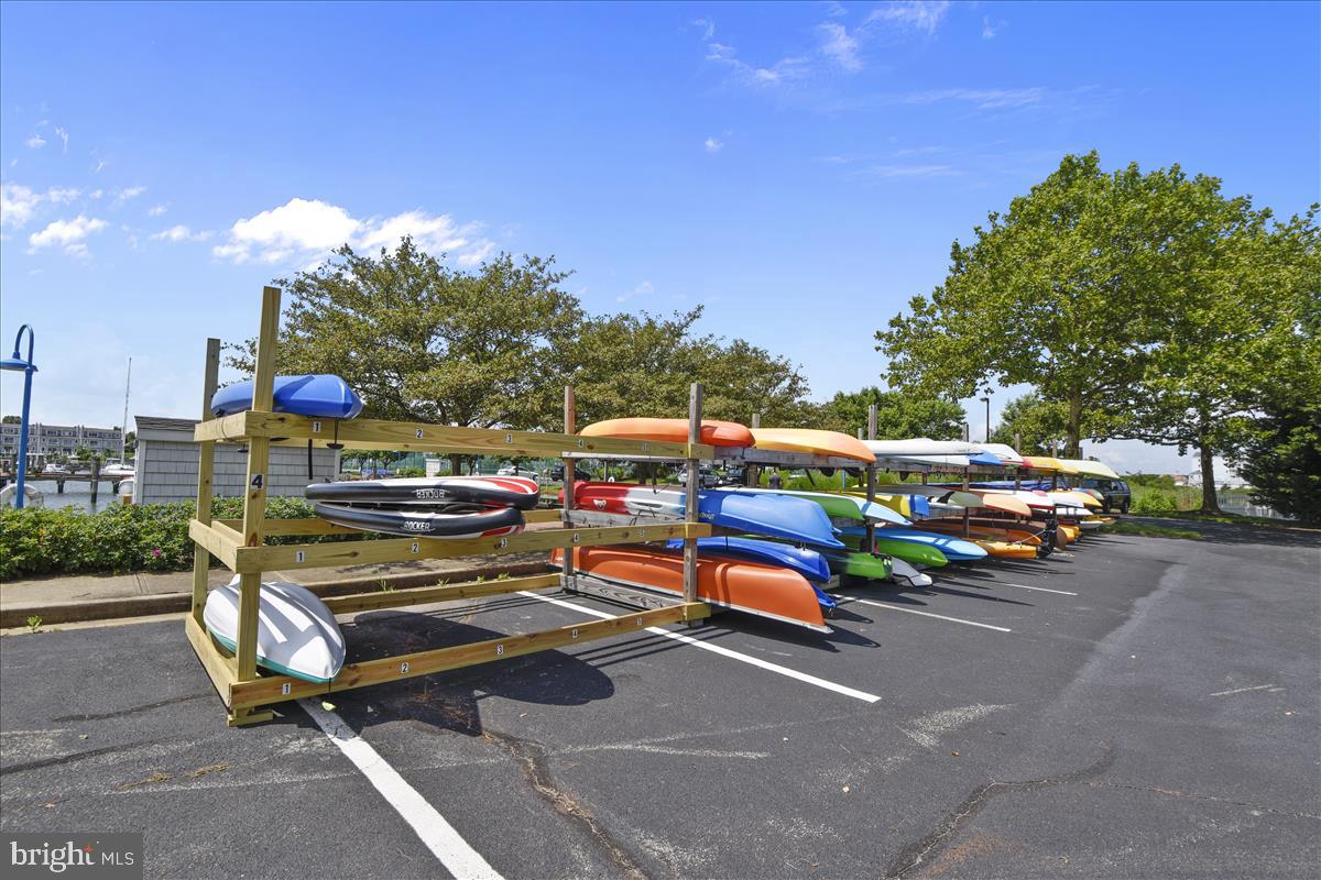 OYSTER COVE - Residential