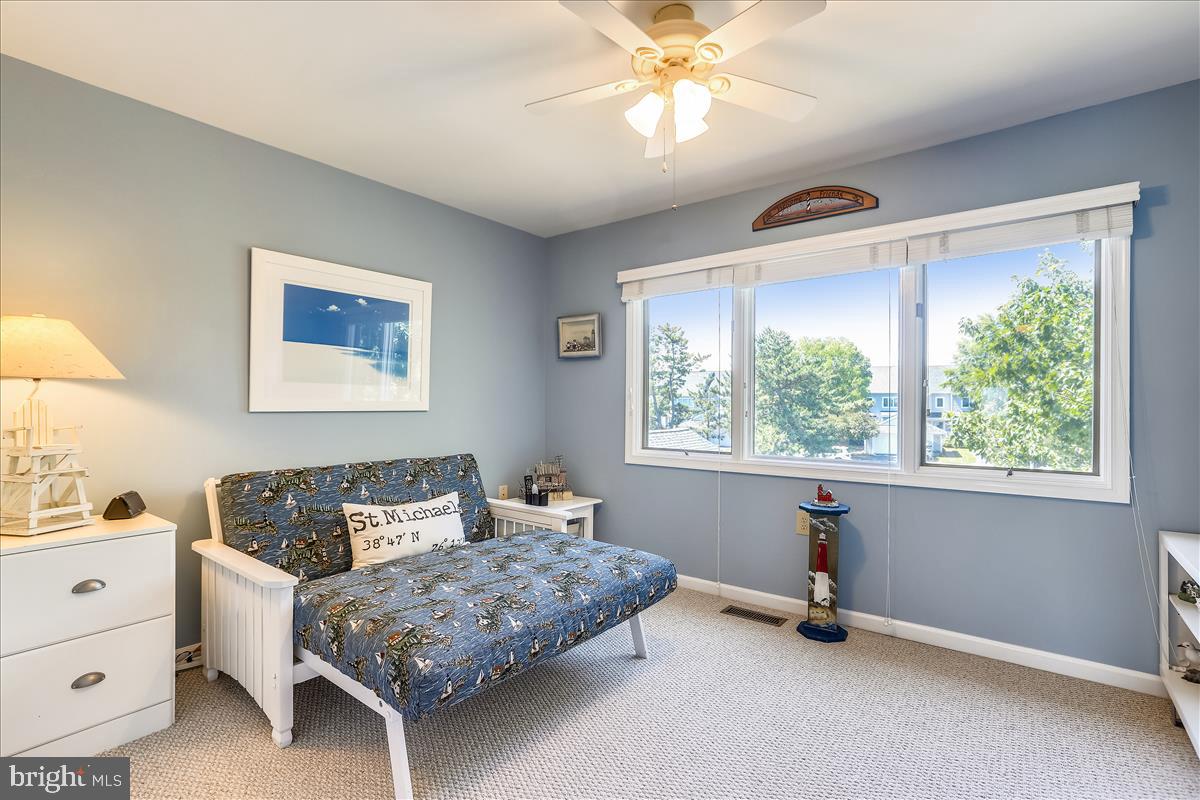 OYSTER COVE - Residential