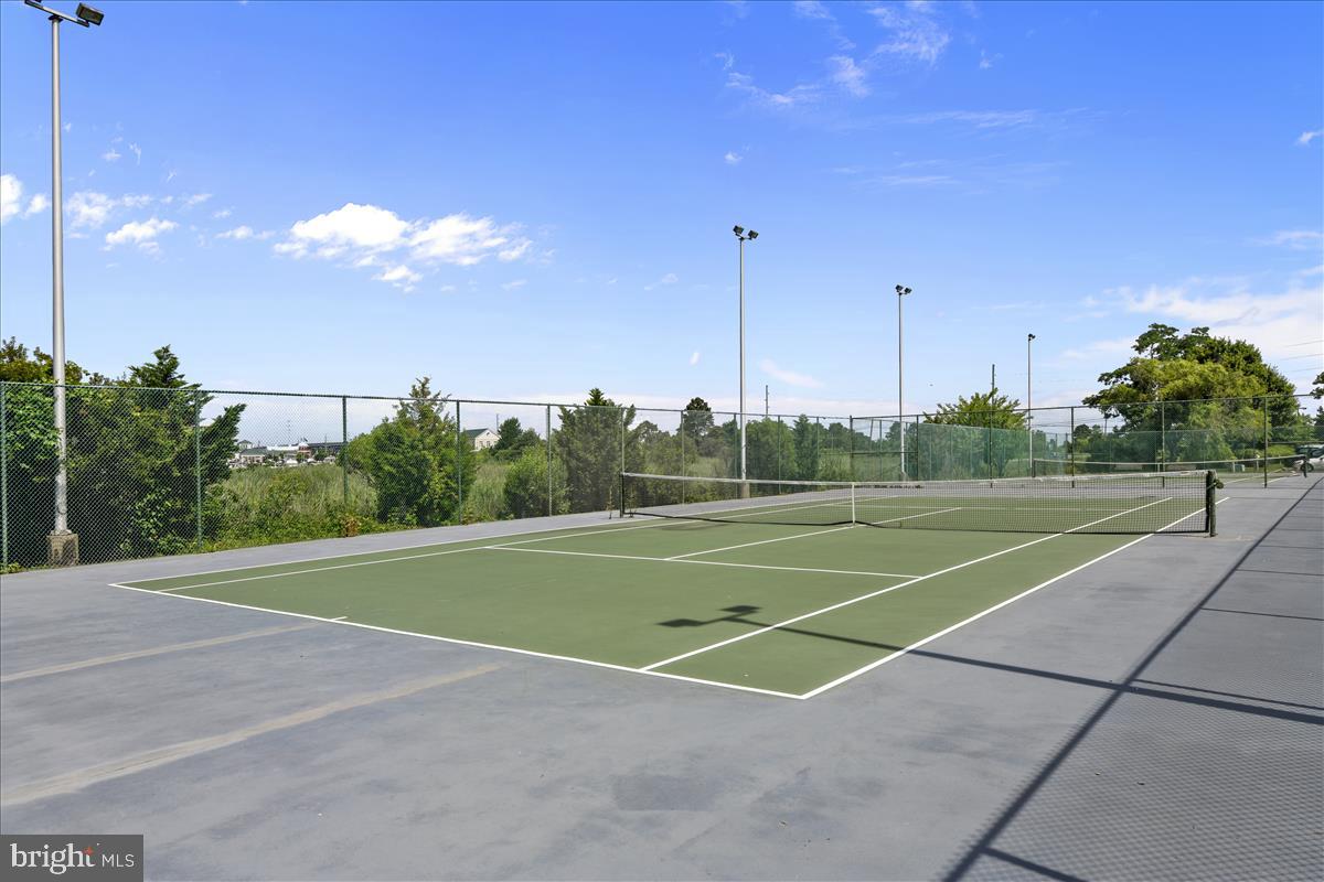 OYSTER COVE - Residential