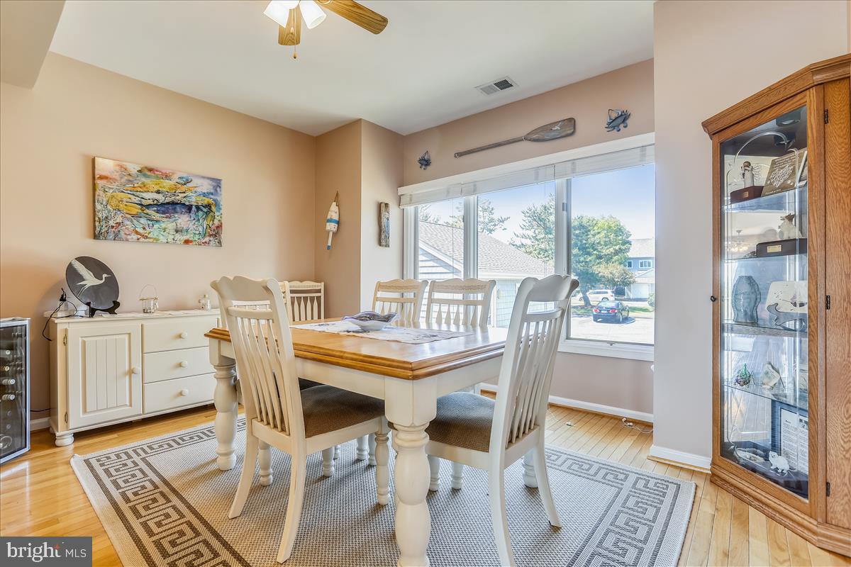 OYSTER COVE - Residential