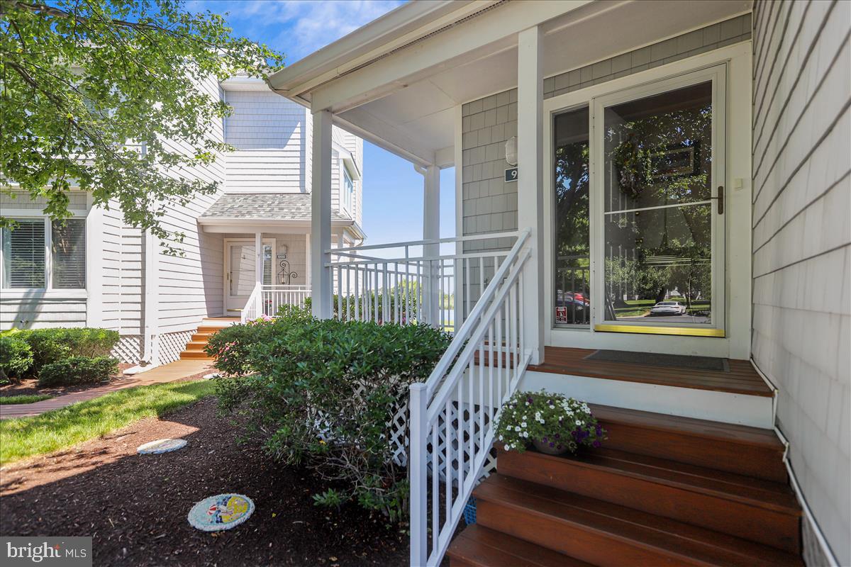 OYSTER COVE - Residential