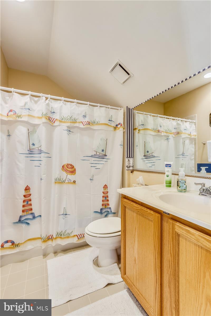 OYSTER COVE - Residential