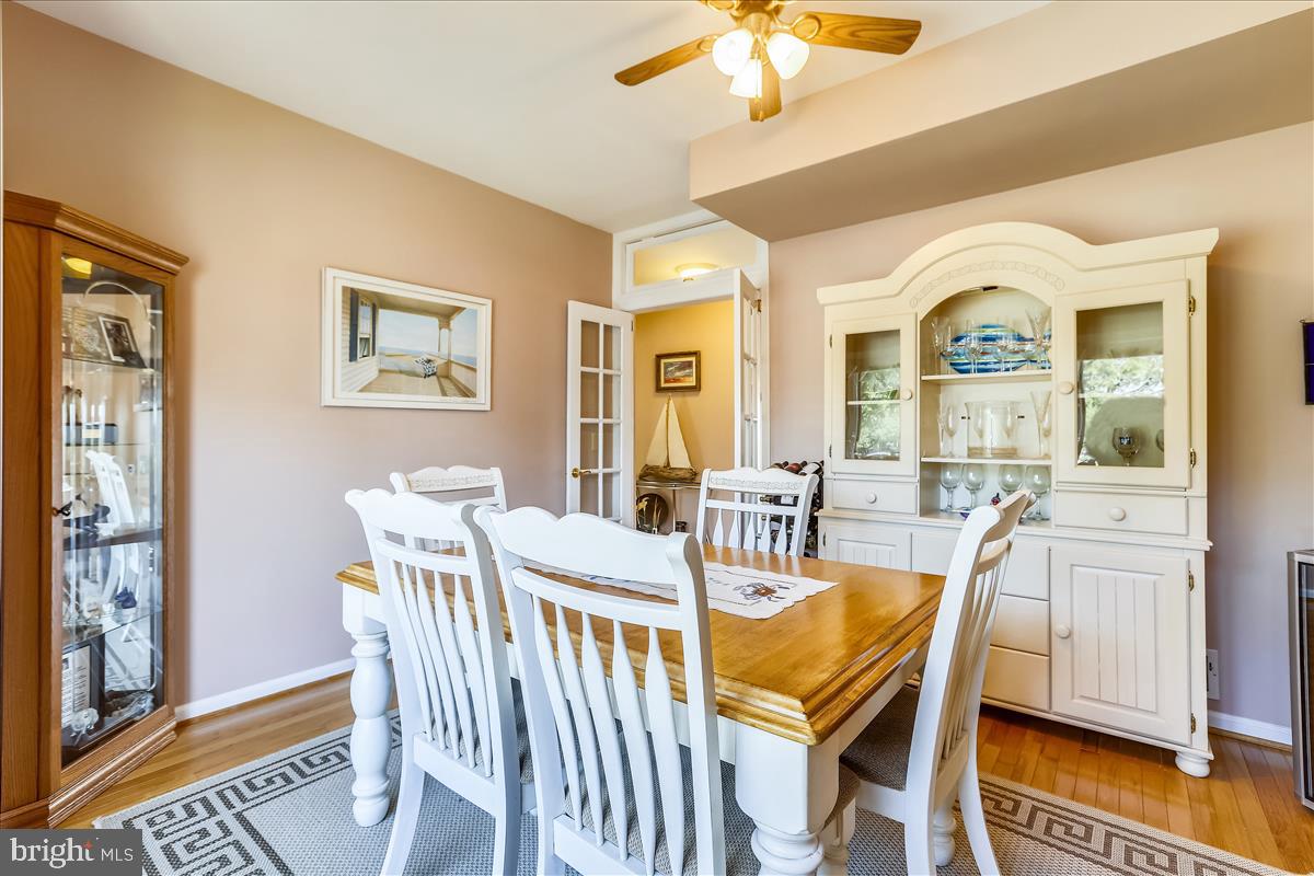 OYSTER COVE - Residential