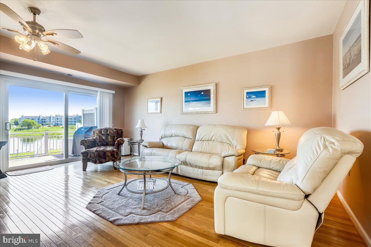 OYSTER COVE - Residential