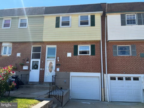 Townhouse For Sale - 3551 Wessex Lane<br/> PHILADELPHIA, PA 19114