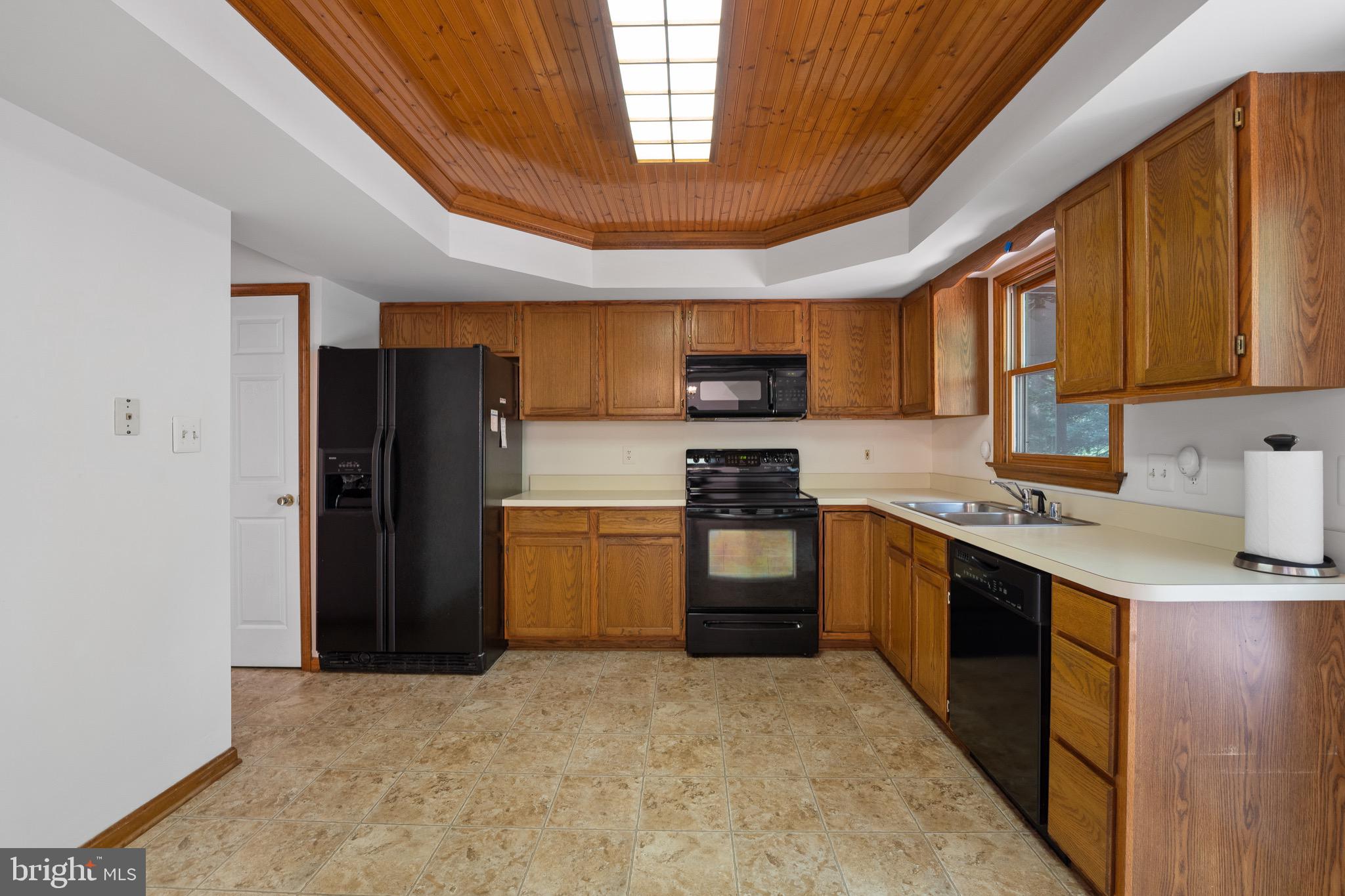 LAKE OF THE WOODS - Residential