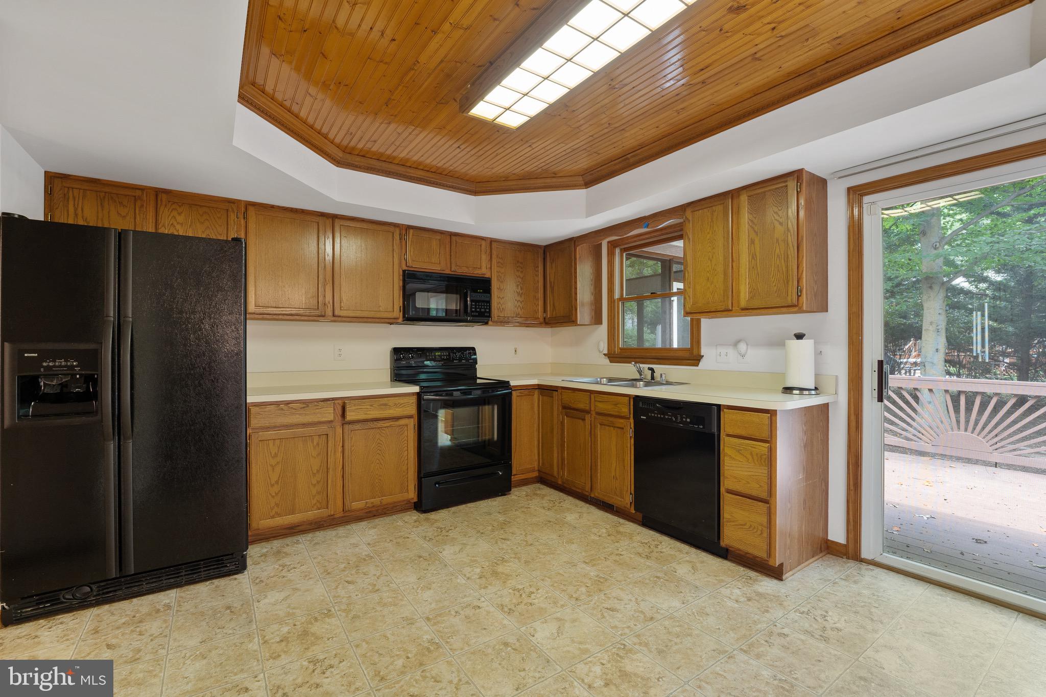 LAKE OF THE WOODS - Residential