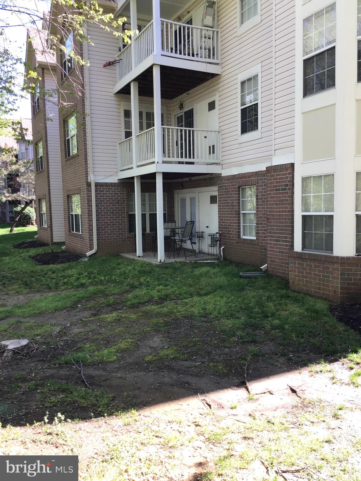 LAKE POINTE AT TOWN CENTER - Residential Lease