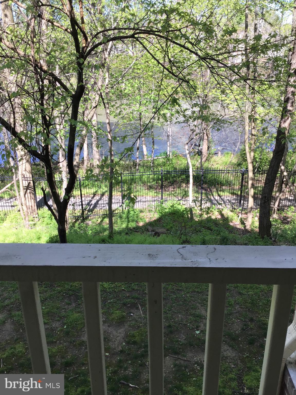 LAKE POINTE AT TOWN CENTER - Residential Lease