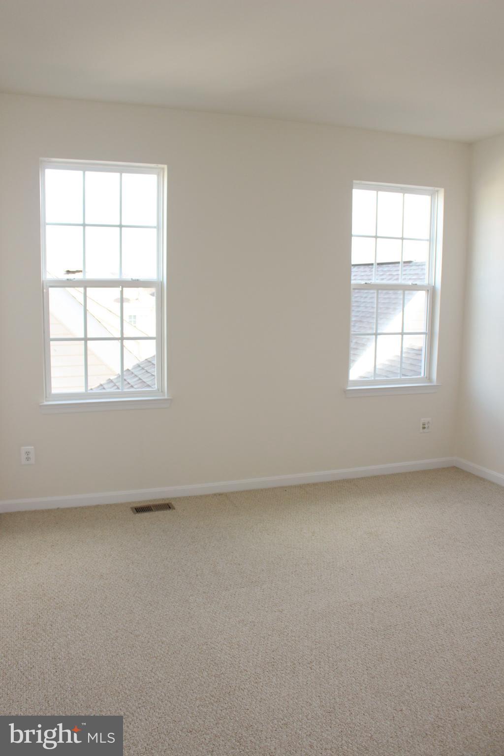 VILLAGE GREEN - Residential Lease