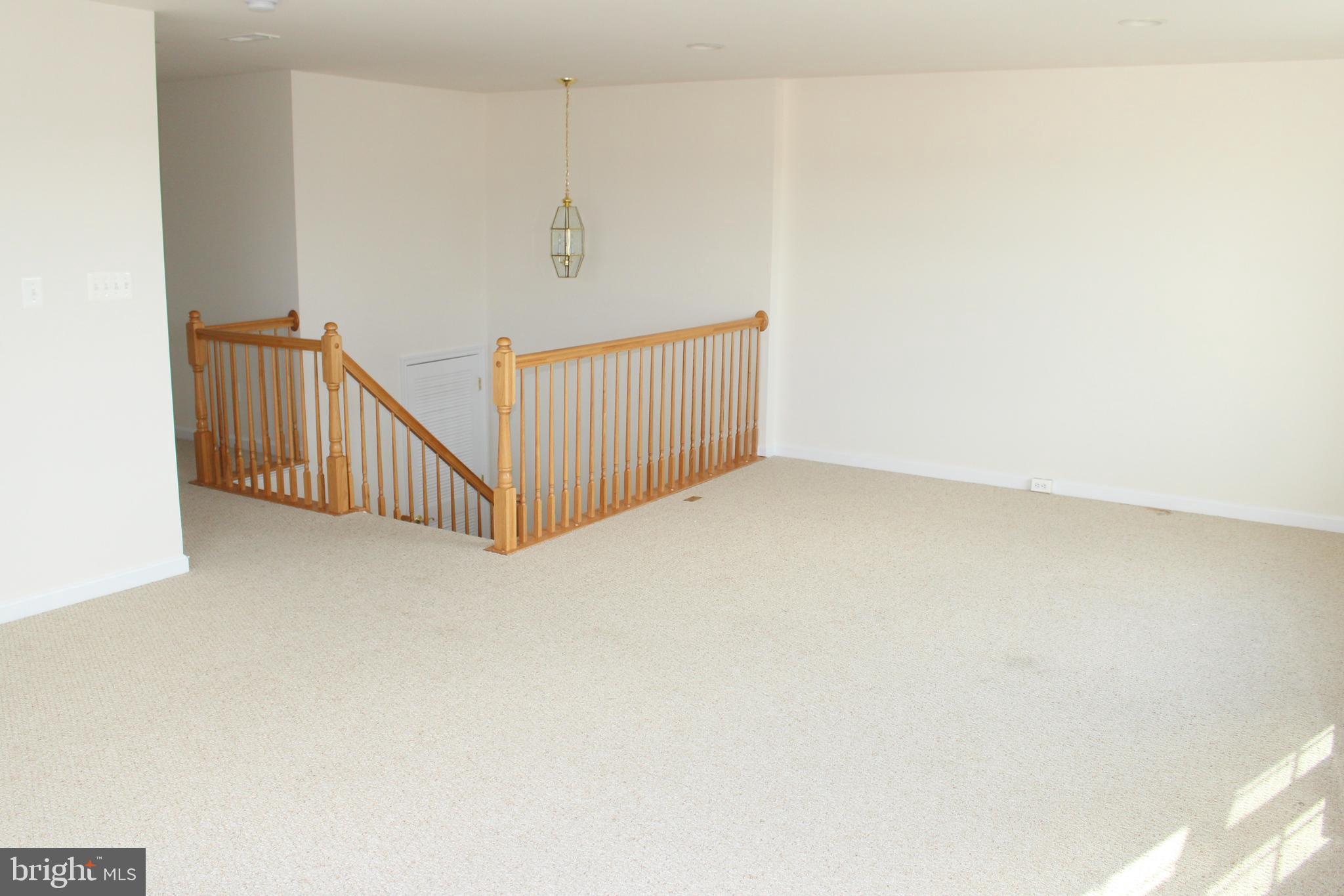 VILLAGE GREEN - Residential Lease