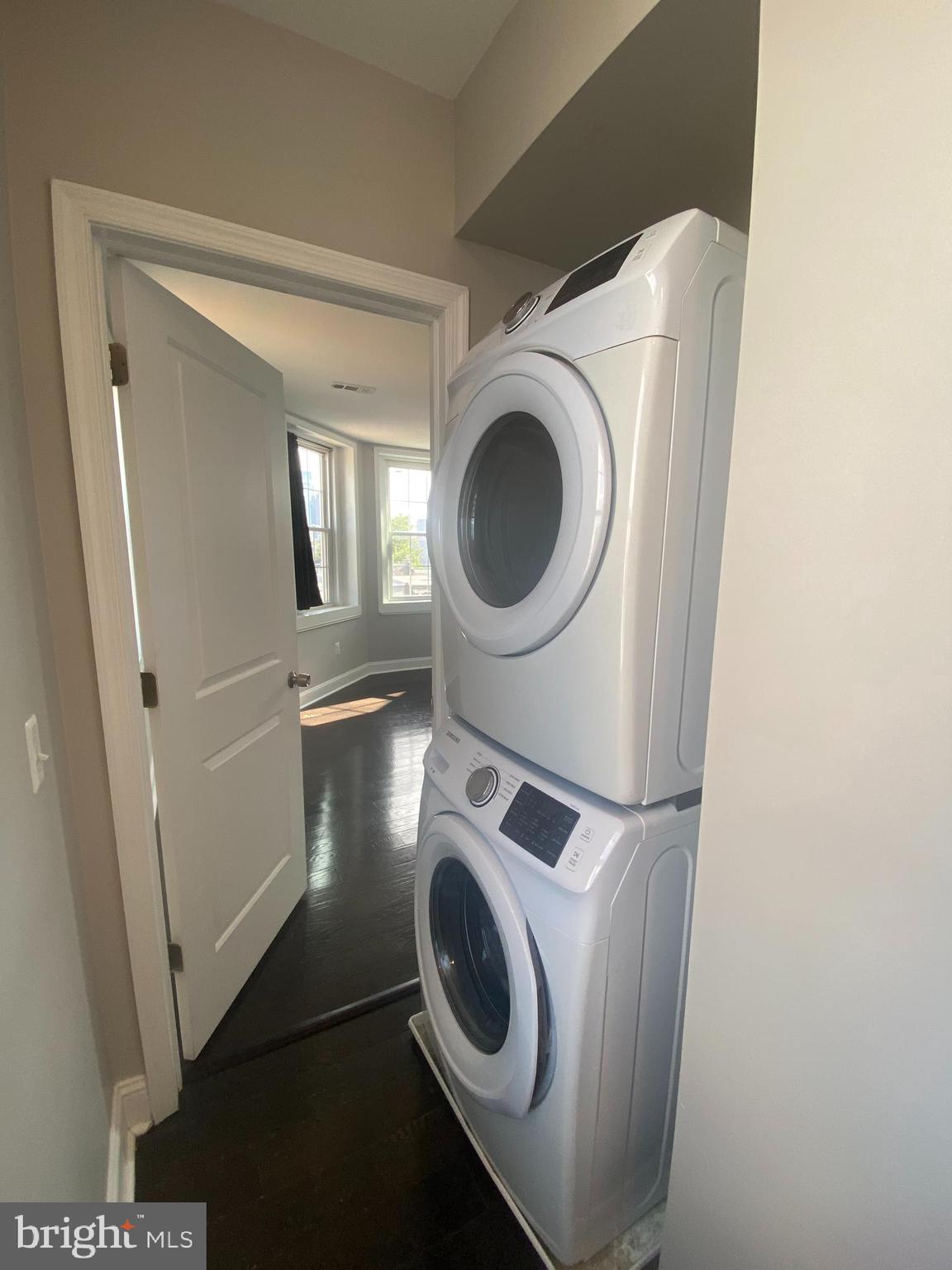 POPLAR - Residential Lease