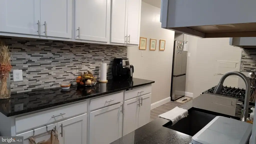 Additional image 6 of 301 N Beauregard Street Unit 406, Alexandria, VA 22312