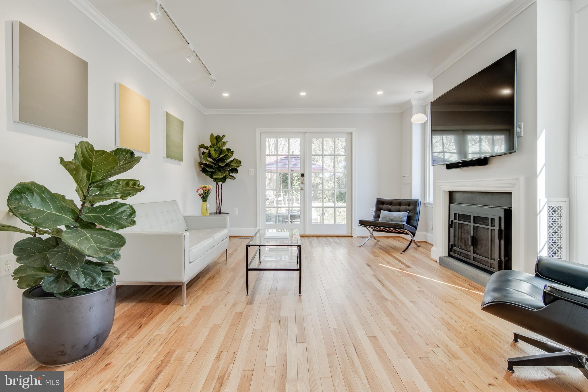 HISTORIC DISTRICT - Residential