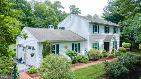 Photo of 671 Gault Road, GAP, PA 17527 (MLS # PALA2072990)