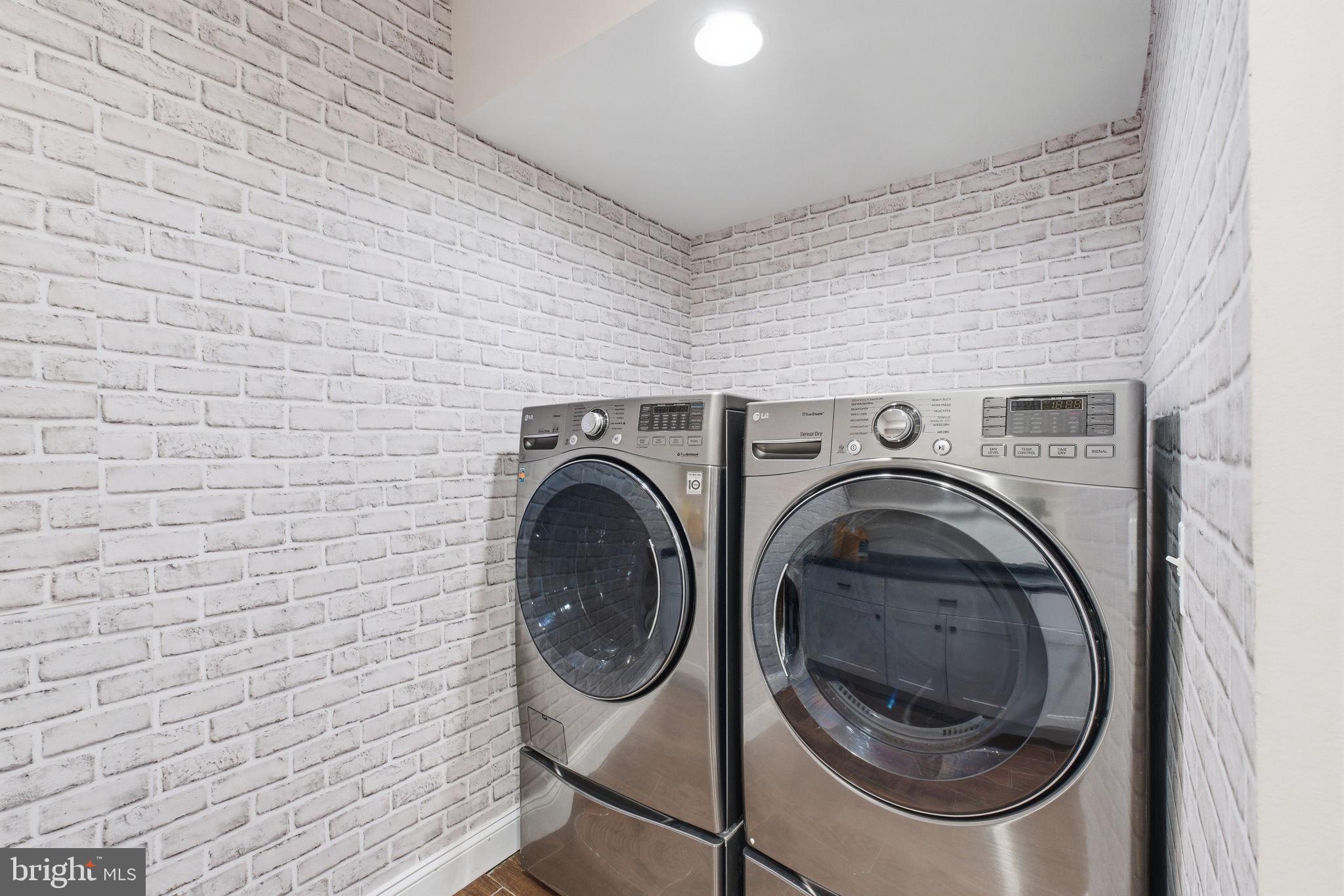 BARRINGTON - Residential