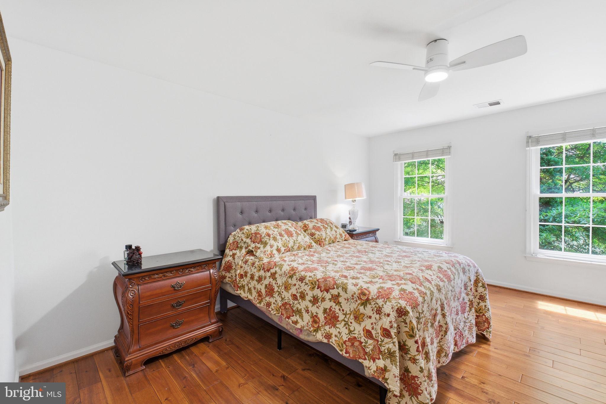 BARRINGTON - Residential