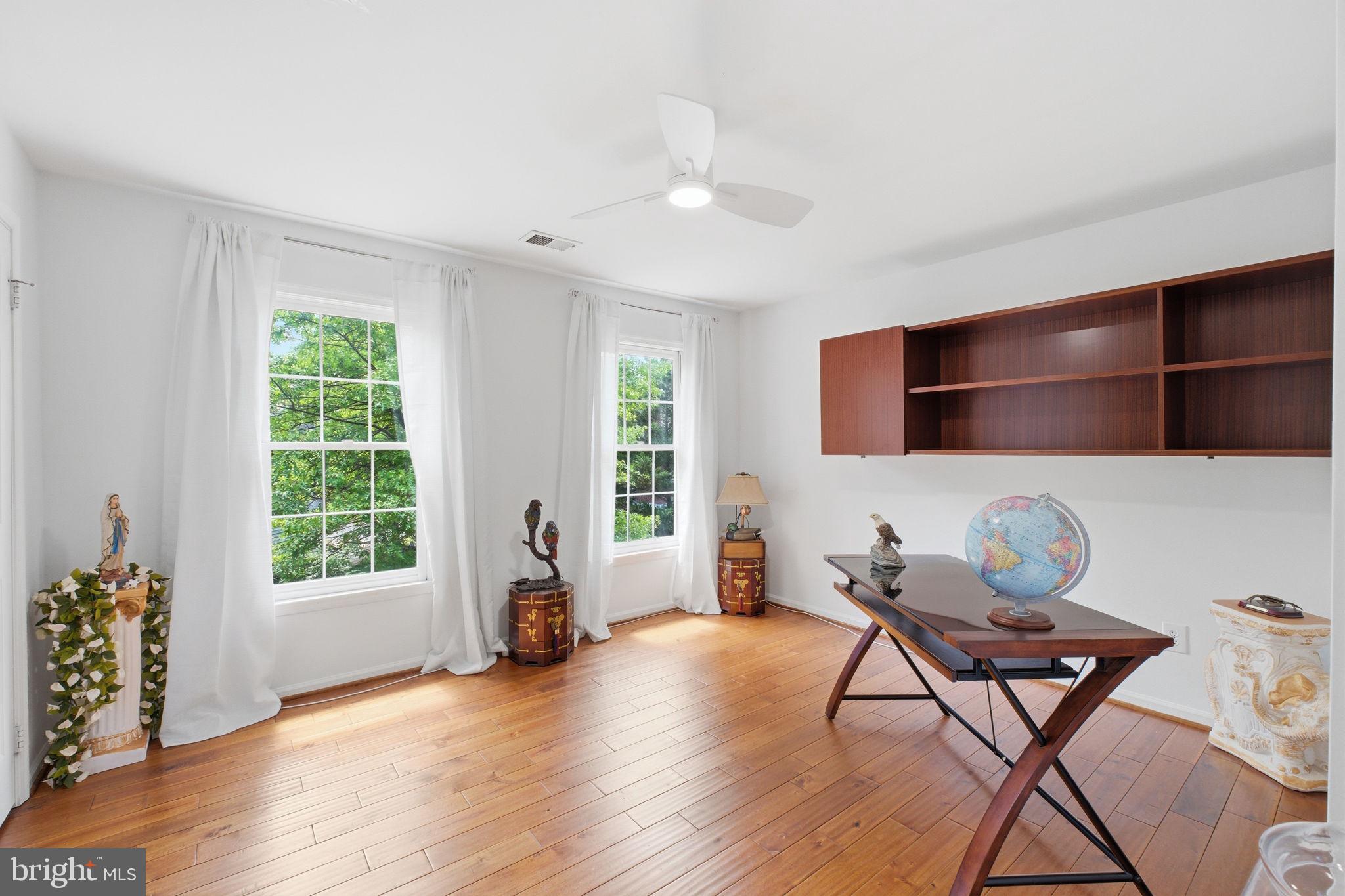 BARRINGTON - Residential