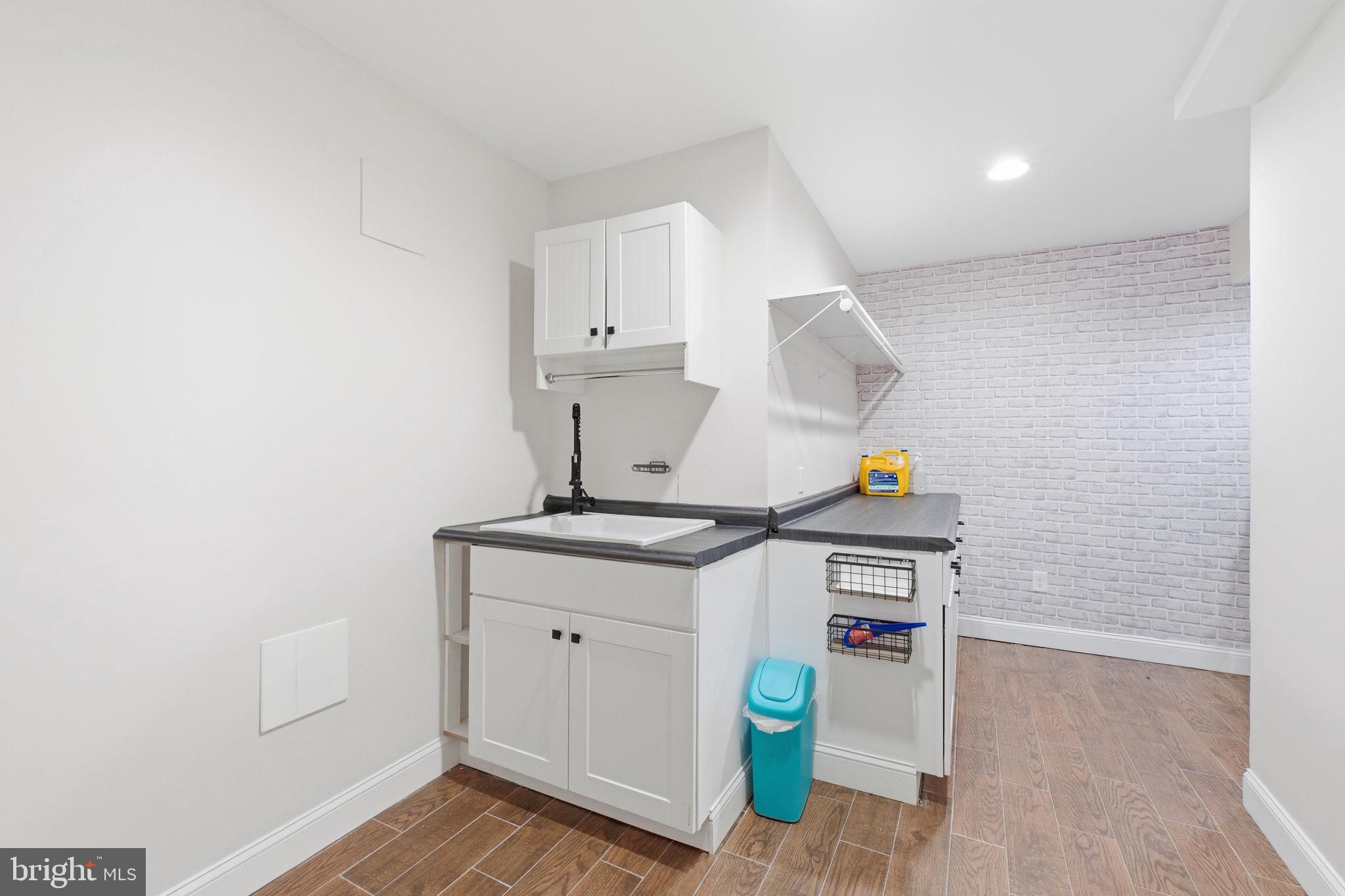 BARRINGTON - Residential