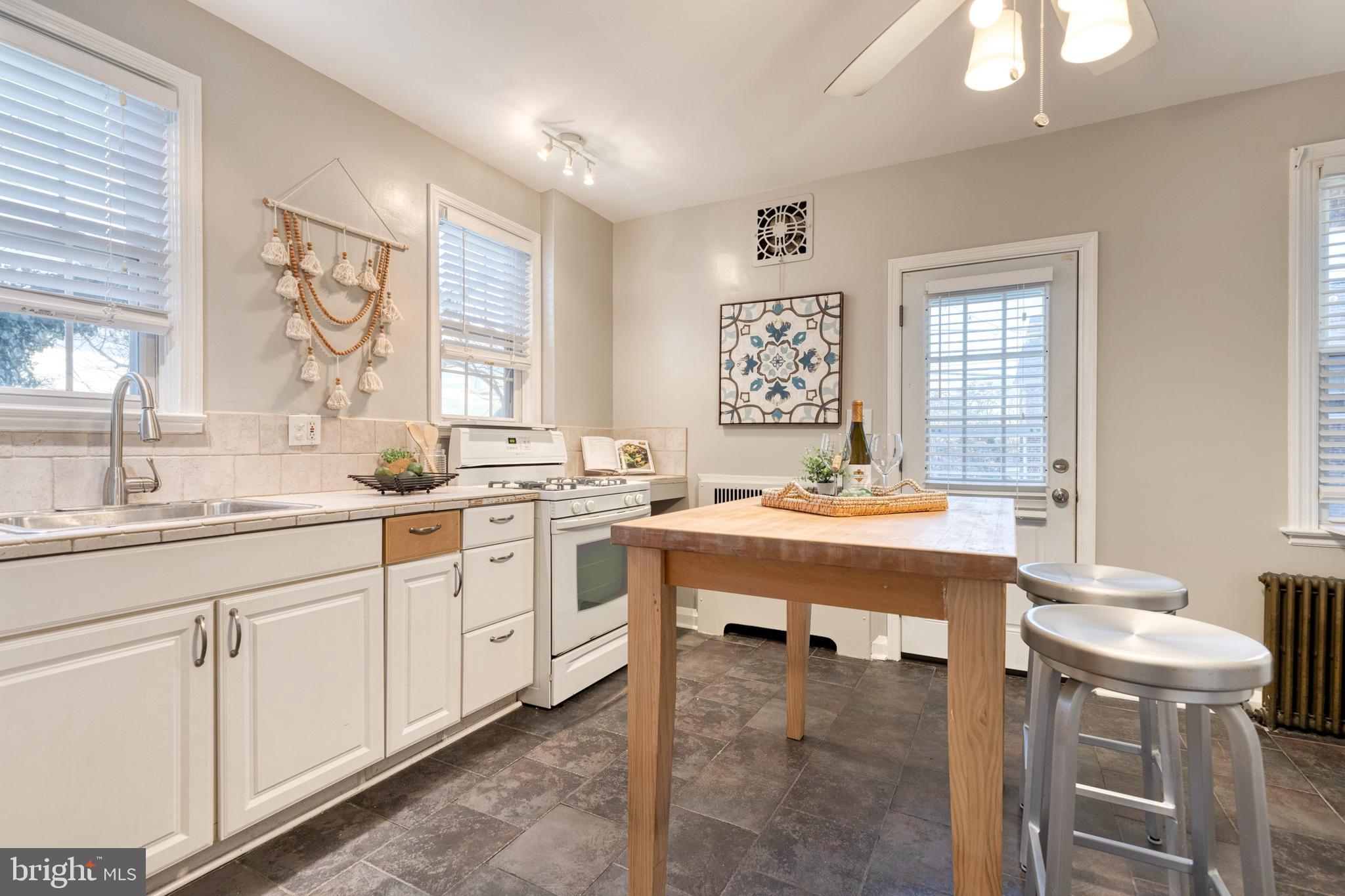 WILSON HEIGHTS - Residential