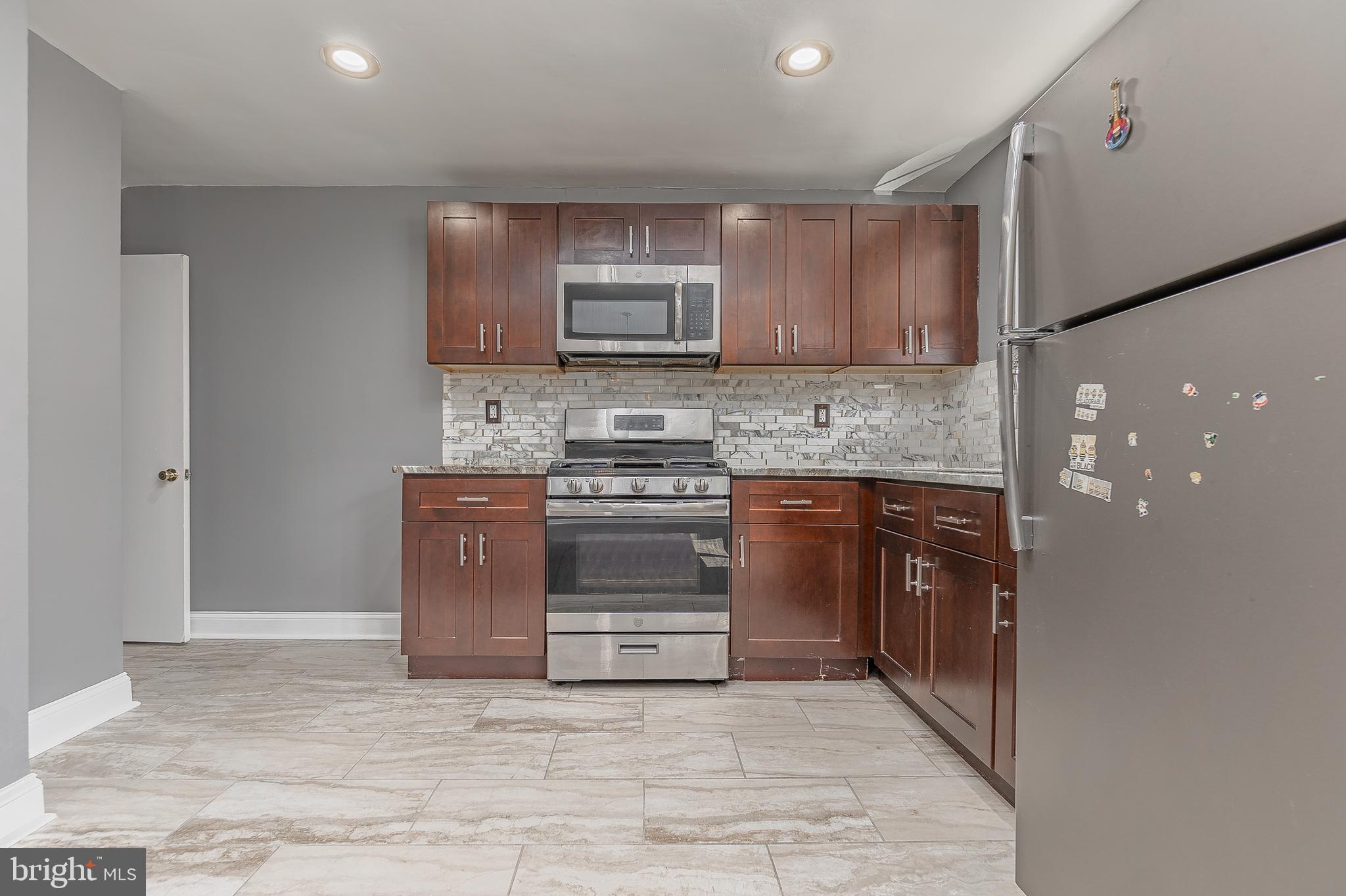 STONEHURST - Residential