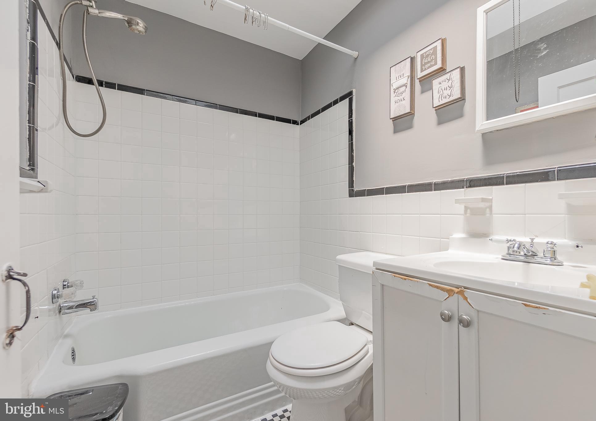 STONEHURST - Residential